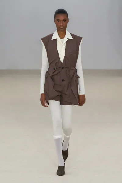 Look 26